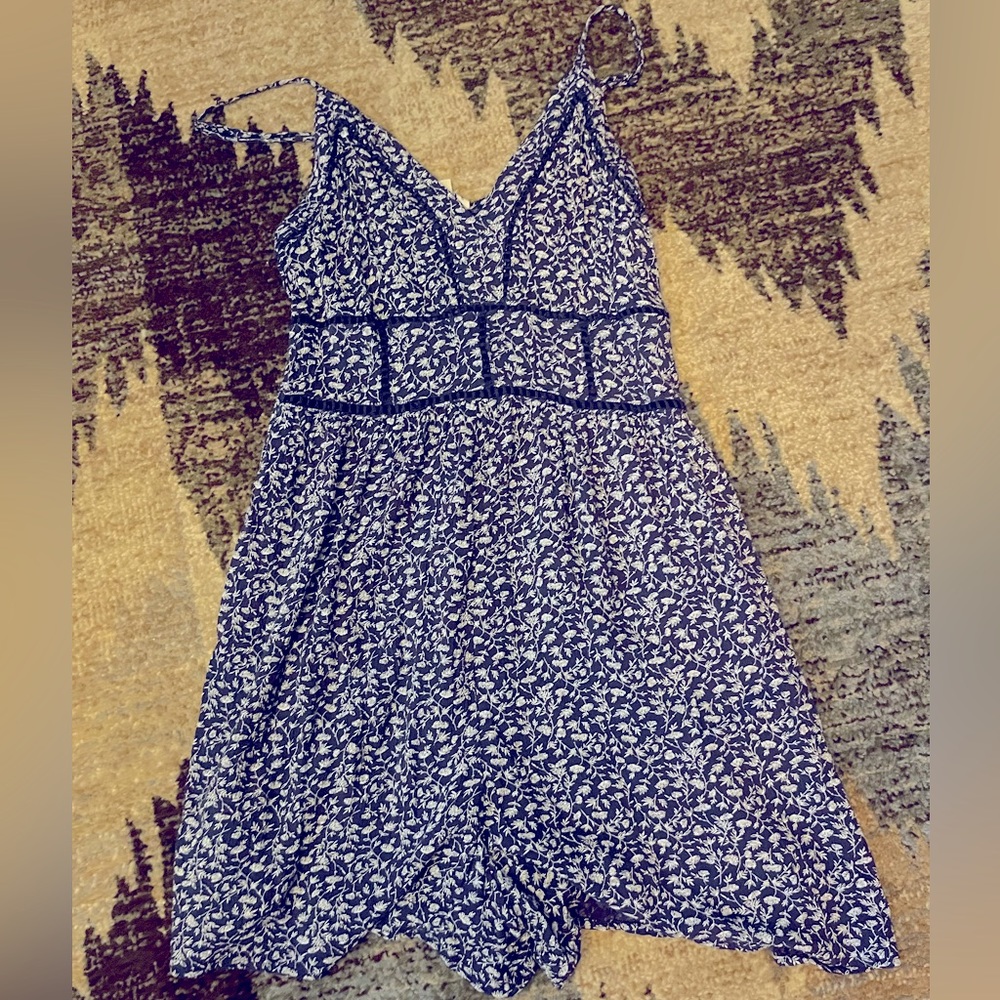 Small American Eagle Indigo and White Flower Patterned Romper